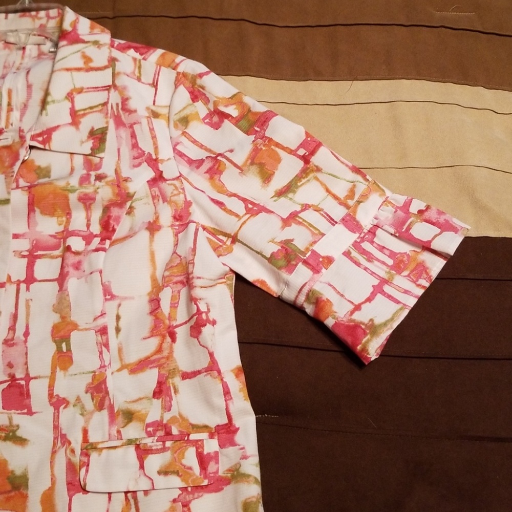 Short Sleeve Jacket - Picture 2 of 7